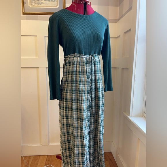 Dresses & Skirts - 90’s Vintage Green Plaid Long Sleeve Dress Size Large